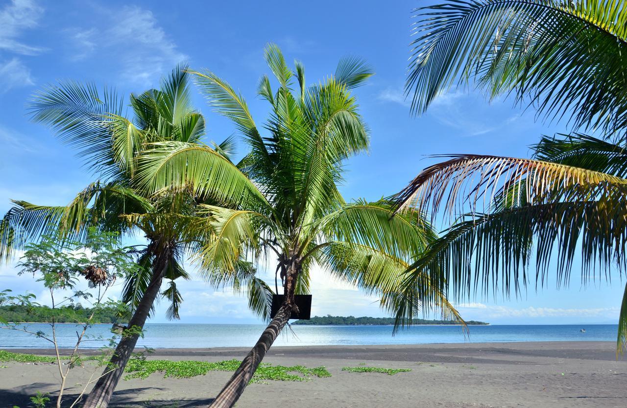 Adventure Camp Beach Resort Sablayan Esterno foto